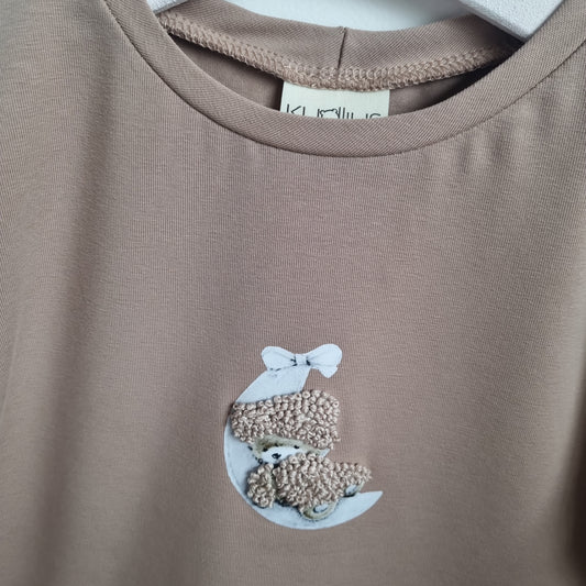 Rankų darbo vaikiški siuvinėti marškinėliai "Kudlius"